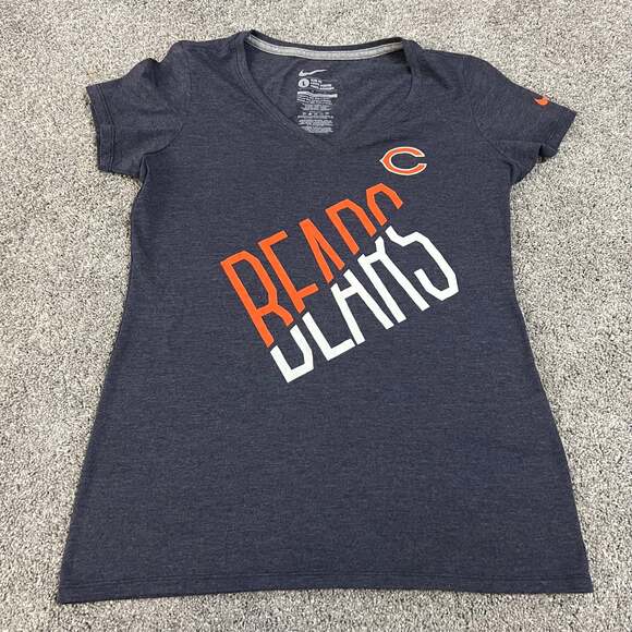 Nike NFL Chicago Bears Football Women’s V Neck T Short size Large - Picture 1 of 4